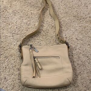Cream pebbled Leather Coach Vintage Crossbody Bag